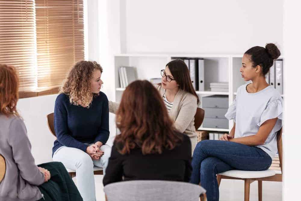 a group women in therapy