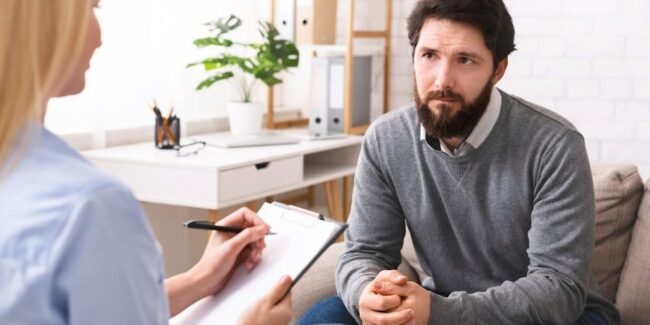 man experiencing cocaine withdrawal symptoms and focusing on recovery