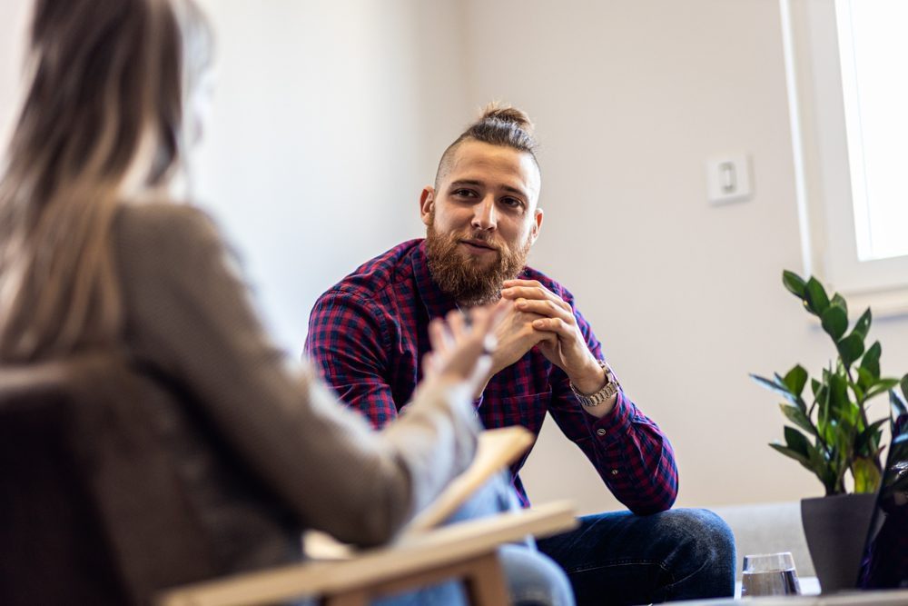a man in contingency mangement therapy